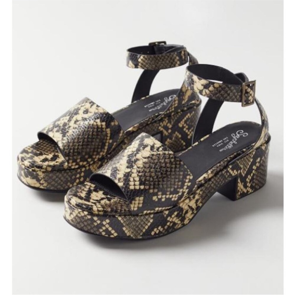 Seychelles Calming Influence Python Sandal Sz 7.5… - image 1